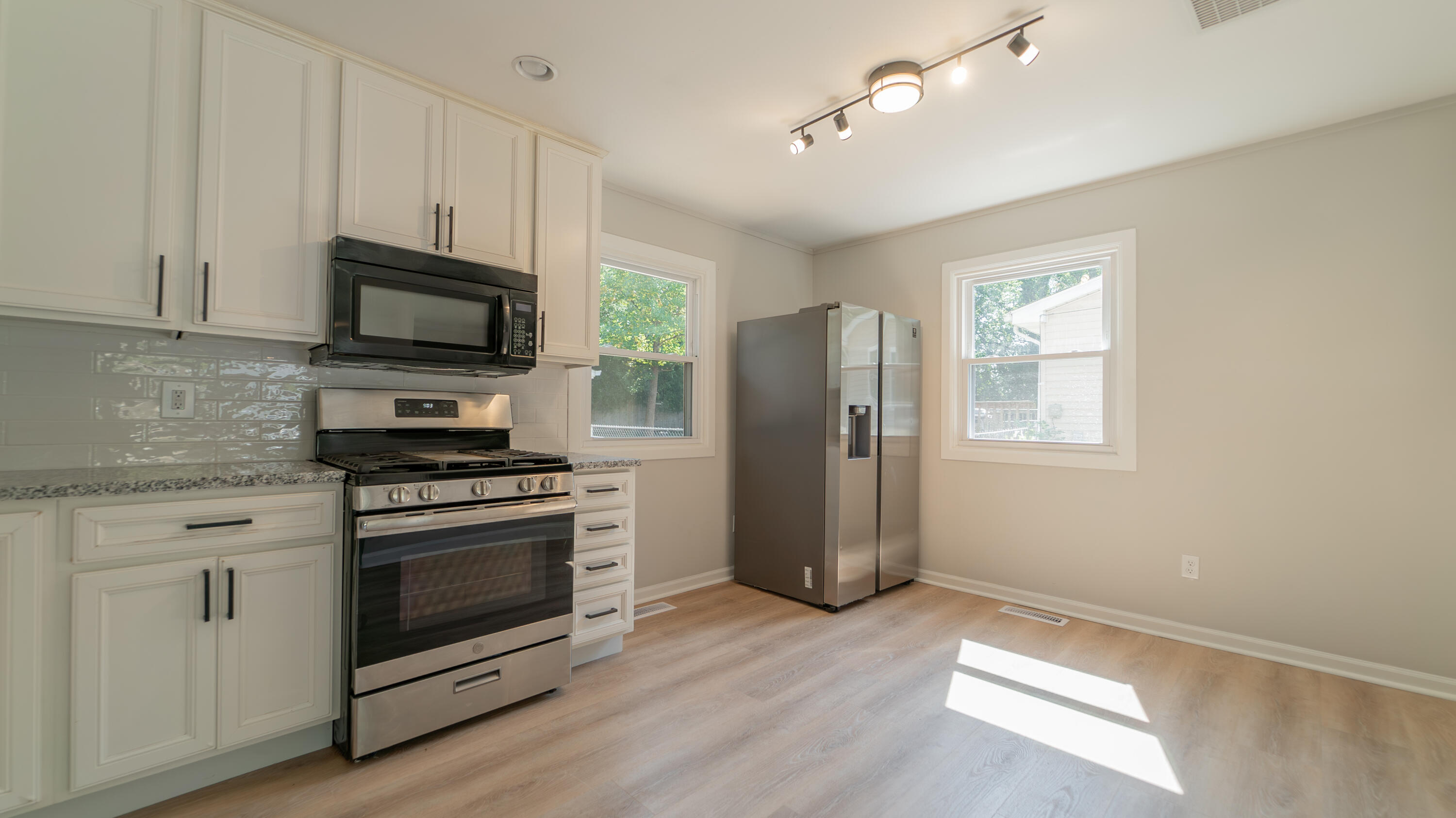 4100 John Street Valparaiso, IN 46383 - Photo 10 of 38 3000x1686