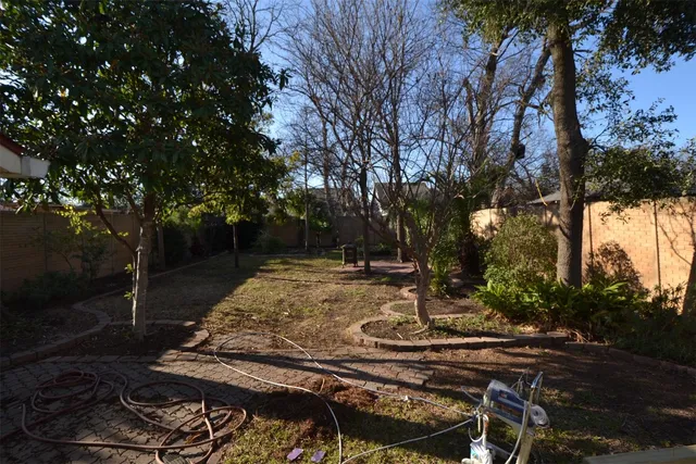 $2,000 | 7602 Blessing Avenue, Austin, TX 78752