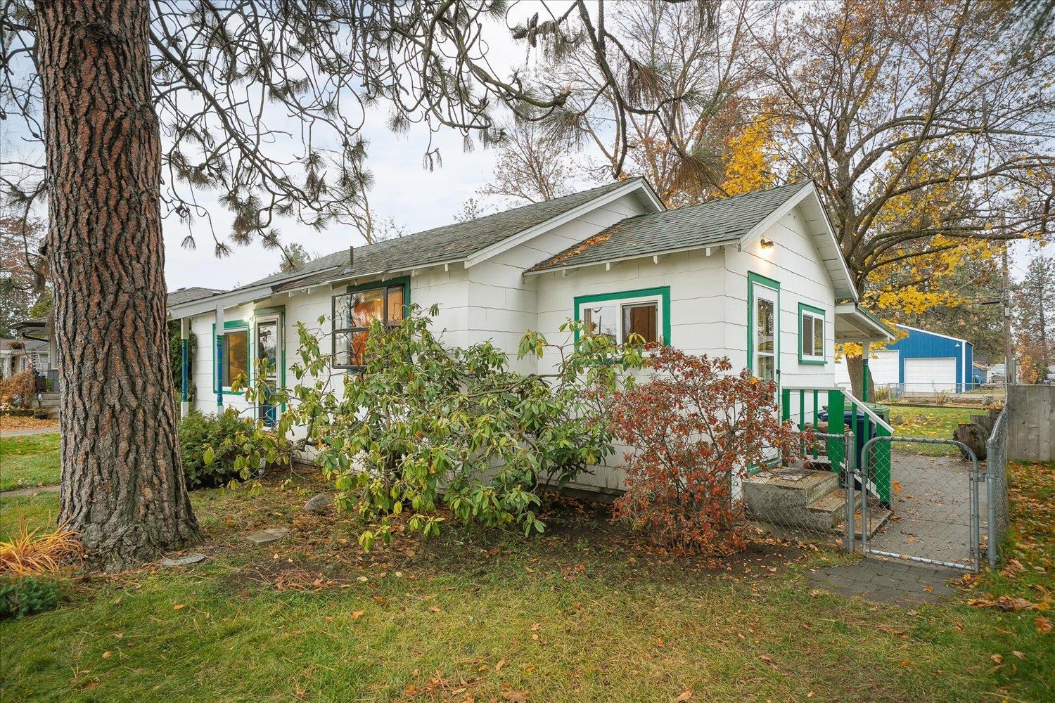 5403 North Walnut Street Spokane, WA 99205 - Photo 2 of 24