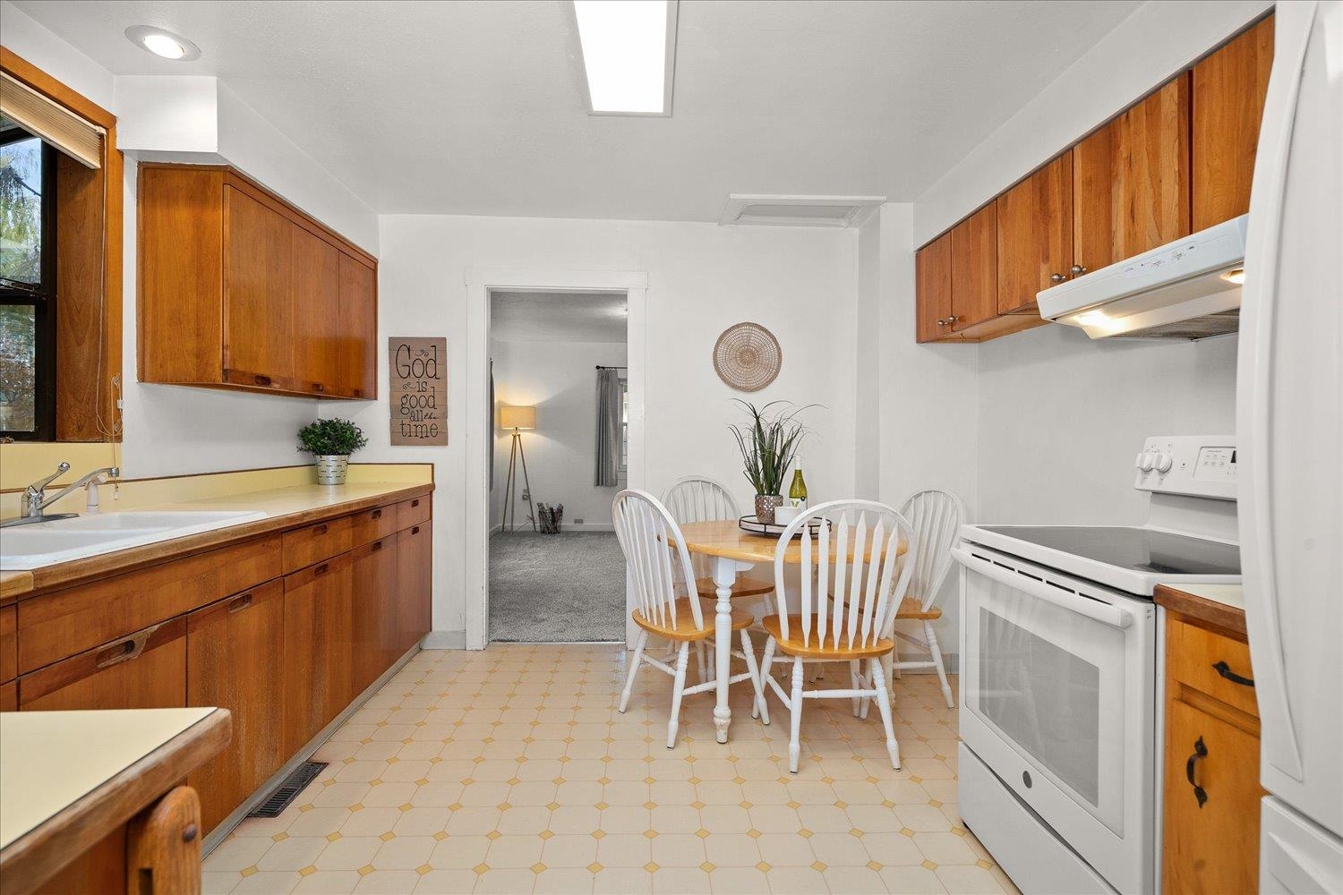 5403 North Walnut Street Spokane, WA 99205 - Photo 8 of 24