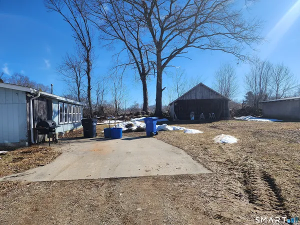 $2,000 | 216 Angel Road, Pomfret, CT 06259