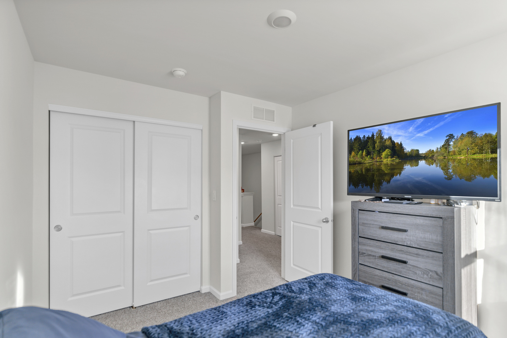 1464 Sequoia Way Hampshire, IL 60140 - Photo 24 of 31 a view of a dresser