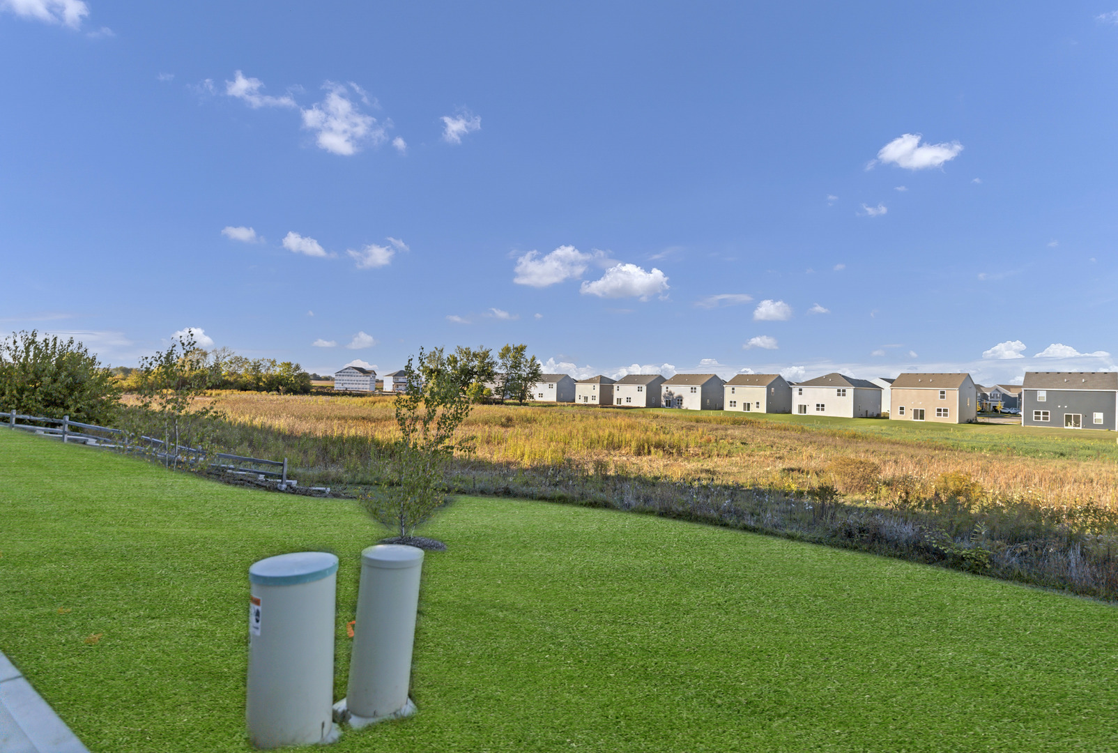 1464 Sequoia Way Hampshire, IL 60140 - Photo 5 of 31 a view of a house with a big yard