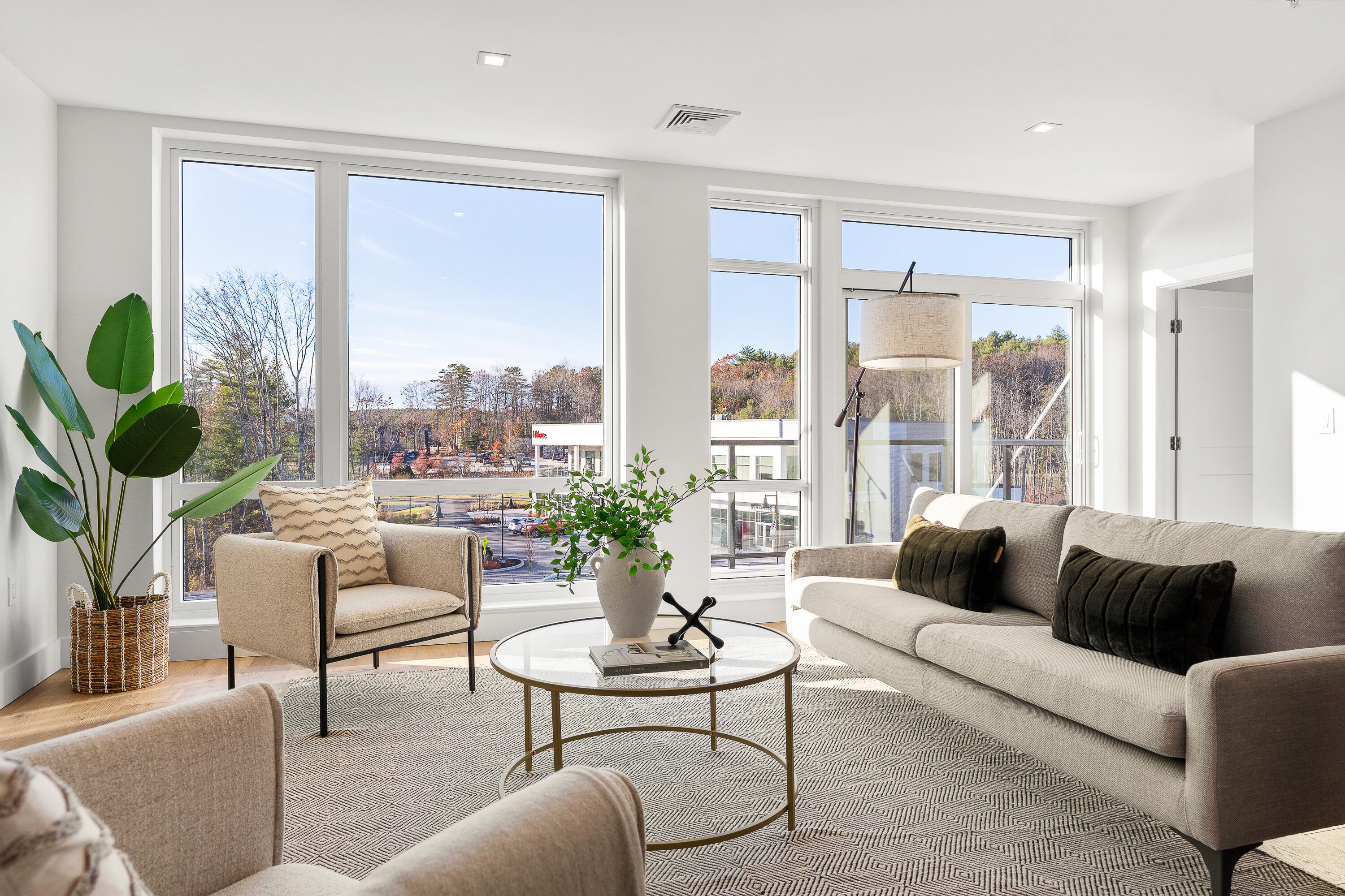 267 Highway 1, Unit 306 Falmouth, ME 04105 - Photo 19 of 50 2025.11.15 306 Wyeth-24