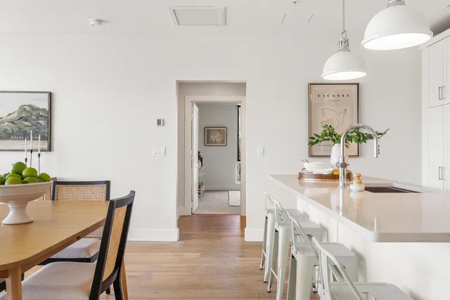 $950,000 | 267 Highway 1, Unit 306, Falmouth, ME 04105