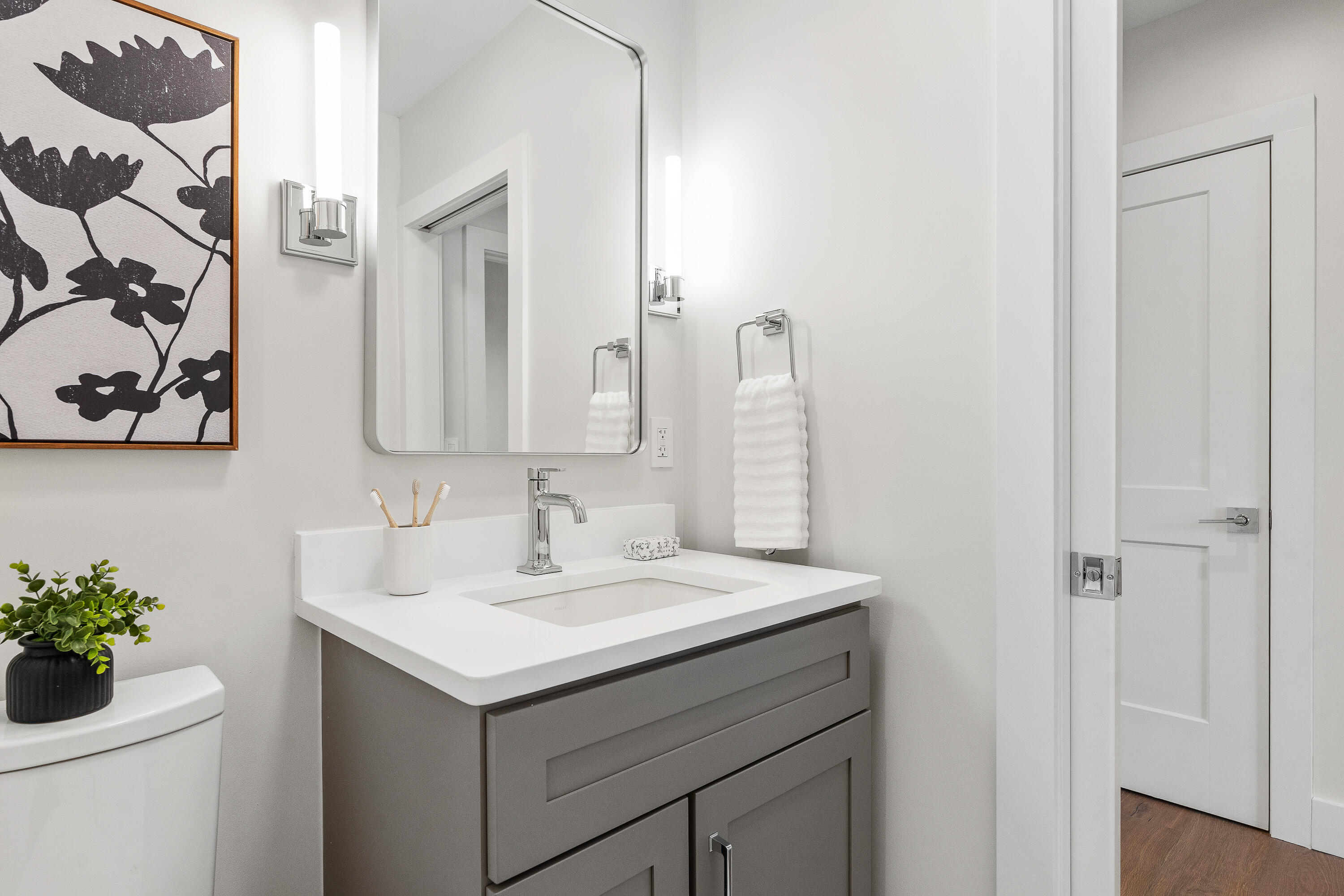 267 Highway 1, Unit 306 Falmouth, ME 04105 - Photo 36 of 50 2025.11.15 306 Wyeth-41