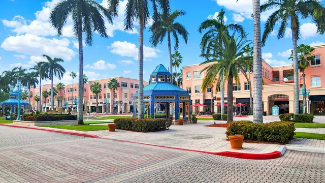 $214,900 | 400 Northeast 20th Street, Unit B211, Boca Raton, FL 33431