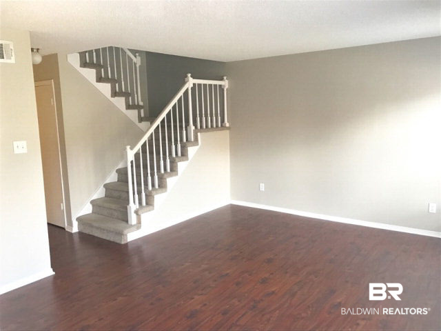 118 Du Rhu Drive Mobile, AL 36608 - Photo 4 of 14 living rm