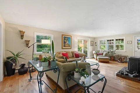 $5,350 | 368 Main Street, Lynnfield, MA 01940