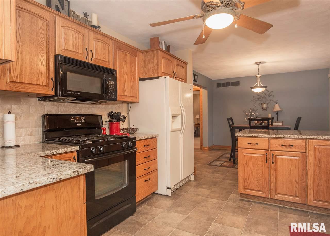 22 Hickory Hills Road Geneseo, IL 61254 - Photo 14 of 24 Gallery Image 14