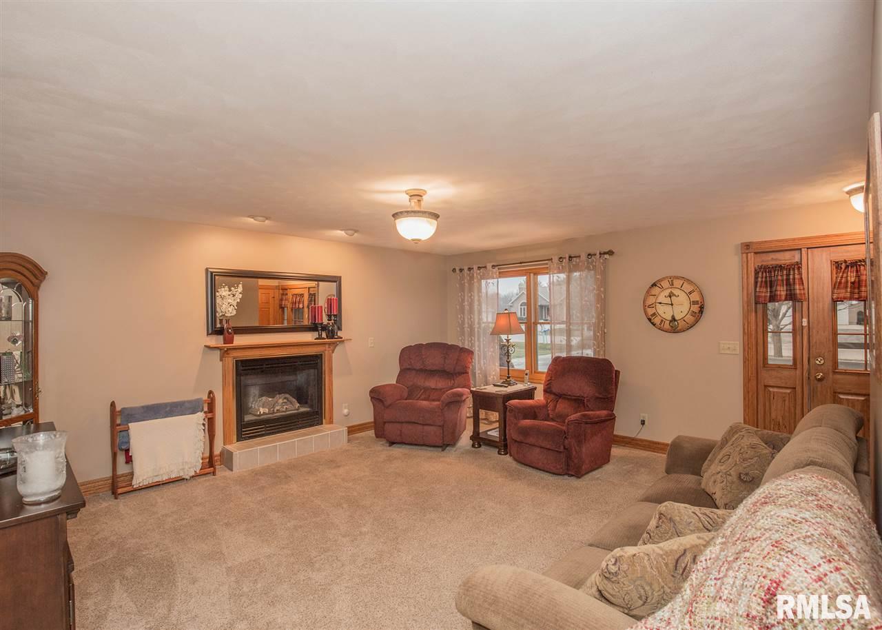 22 Hickory Hills Road Geneseo, IL 61254 - Photo 8 of 24 Gallery Image 8