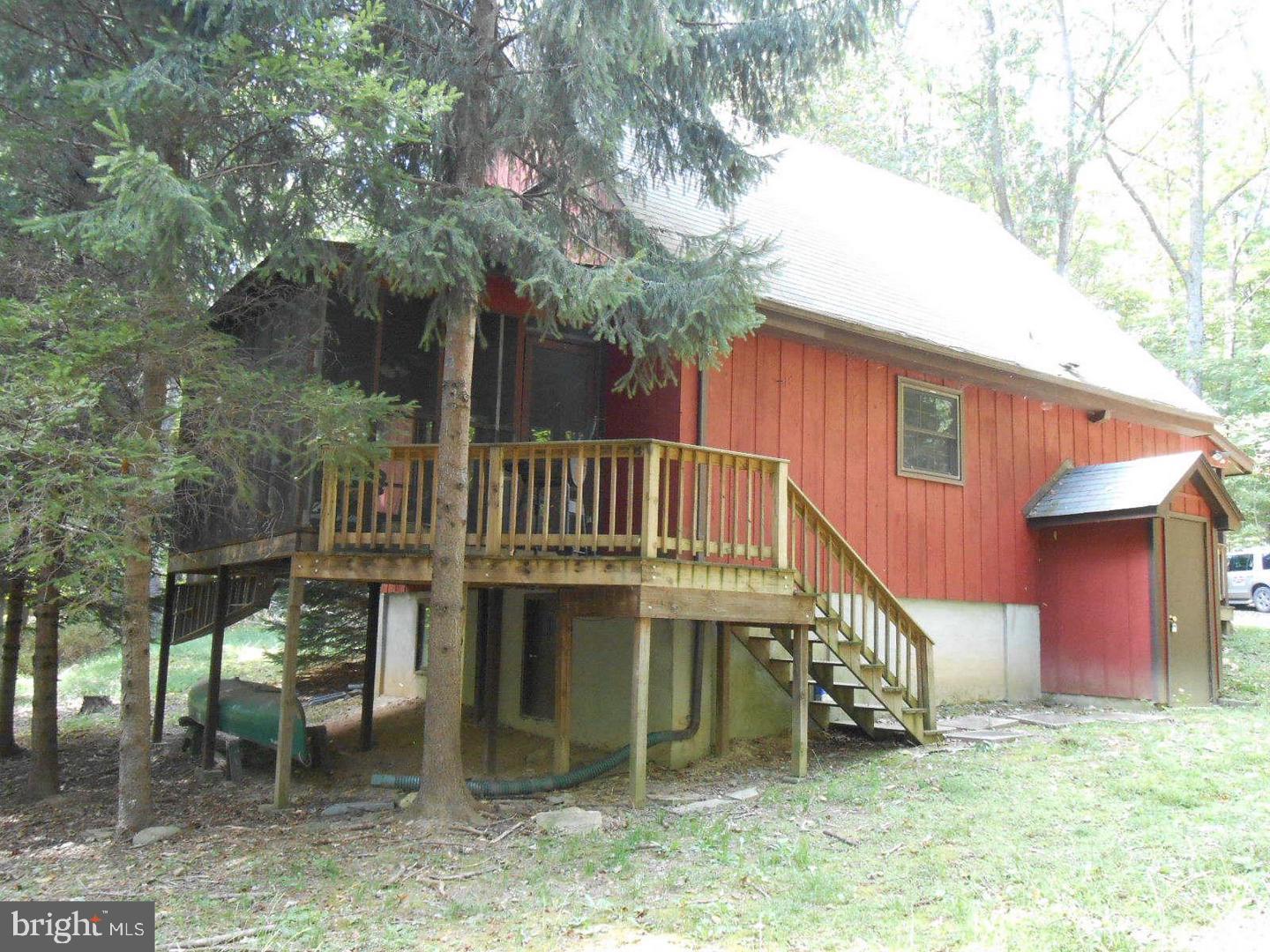 1280 Mountainside Road Berkeley Springs, WV 25411 - Photo 2 of 21 Gallery Image 2