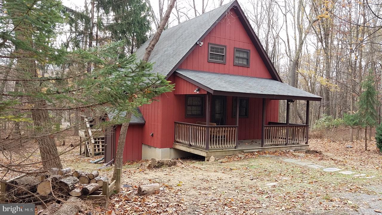 1280 Mountainside Road Berkeley Springs, WV 25411 - Photo 4 of 21 Gallery Image 4