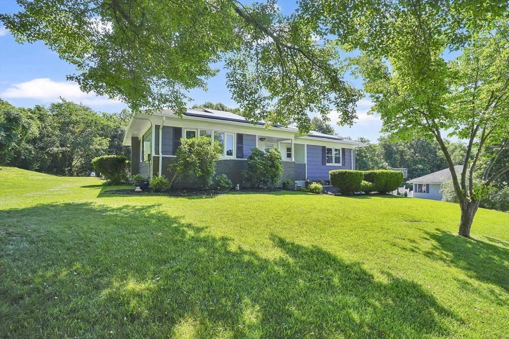11 Juniper Hill Road Ware, MA 01082 - Photo 2 of 40