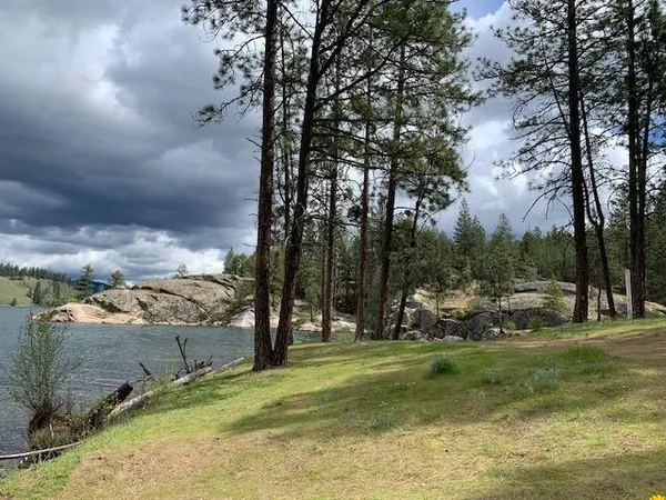 $550,000 | 15307 West Autumn Lane, Nine Mile Falls, WA 99026