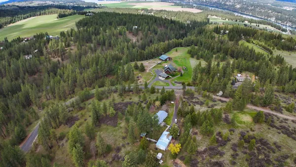 $550,000 | 15307 West Autumn Lane, Nine Mile Falls, WA 99026
