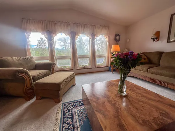 $550,000 | 15307 West Autumn Lane, Nine Mile Falls, WA 99026