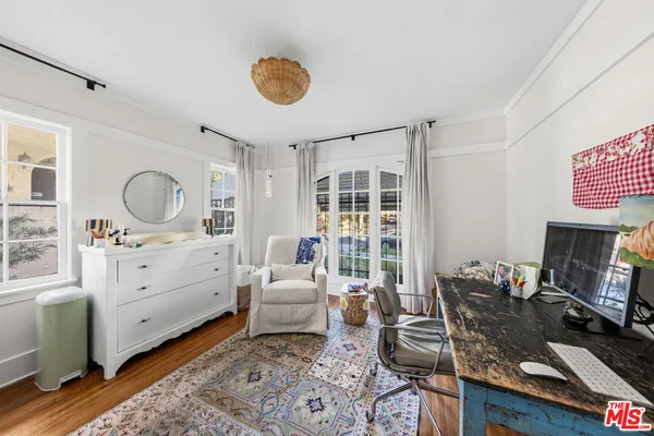 $6,250 | 2009 North New Hampshire Avenue, Los Angeles, CA 90027