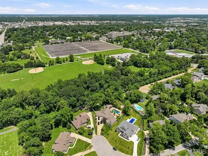 $1,399,900 | 17 Stacy Drive, St. Louis, MO 63132