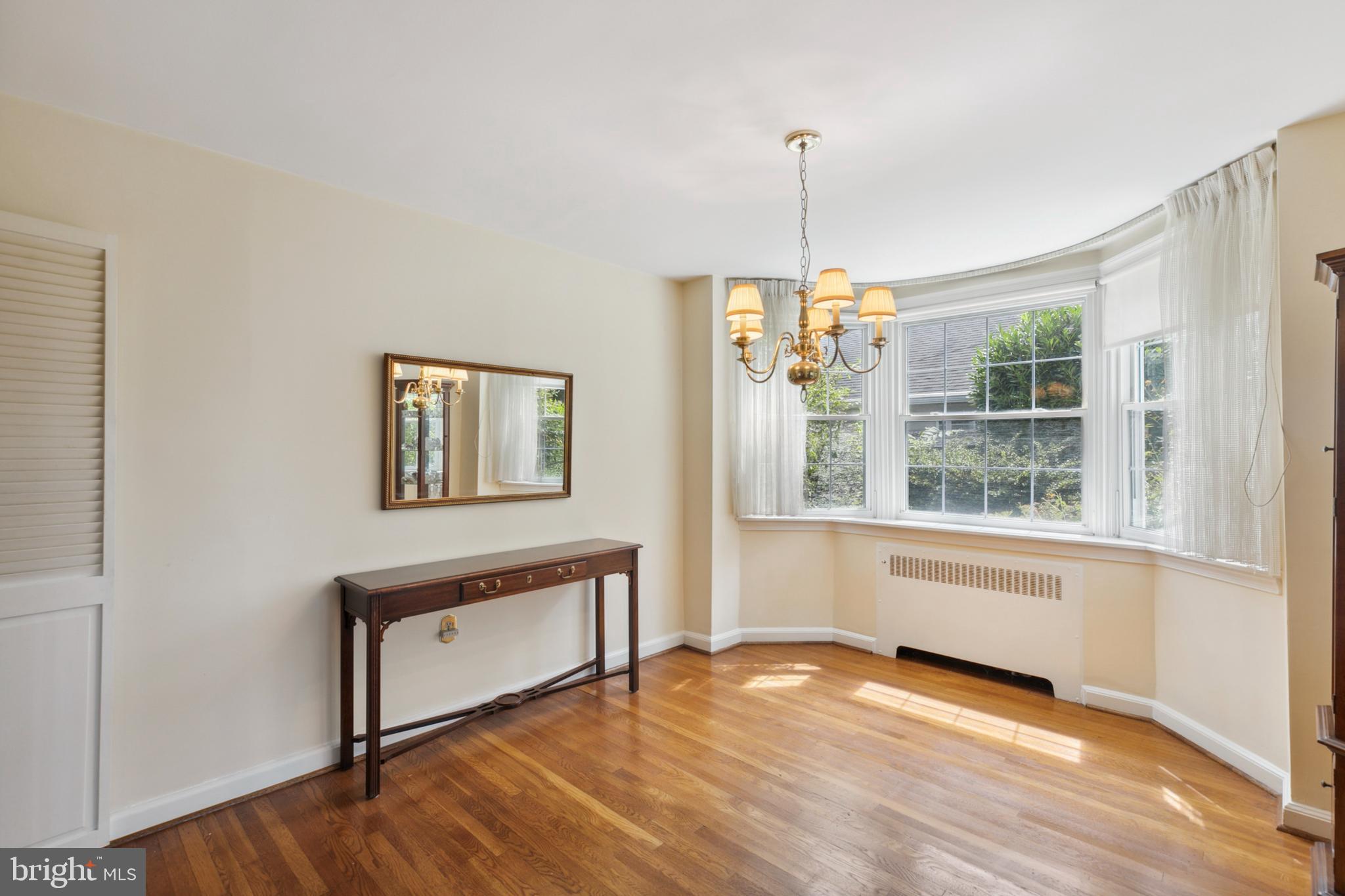 319 Canterbury Road Havertown, PA 19083 - Photo 7 of 33