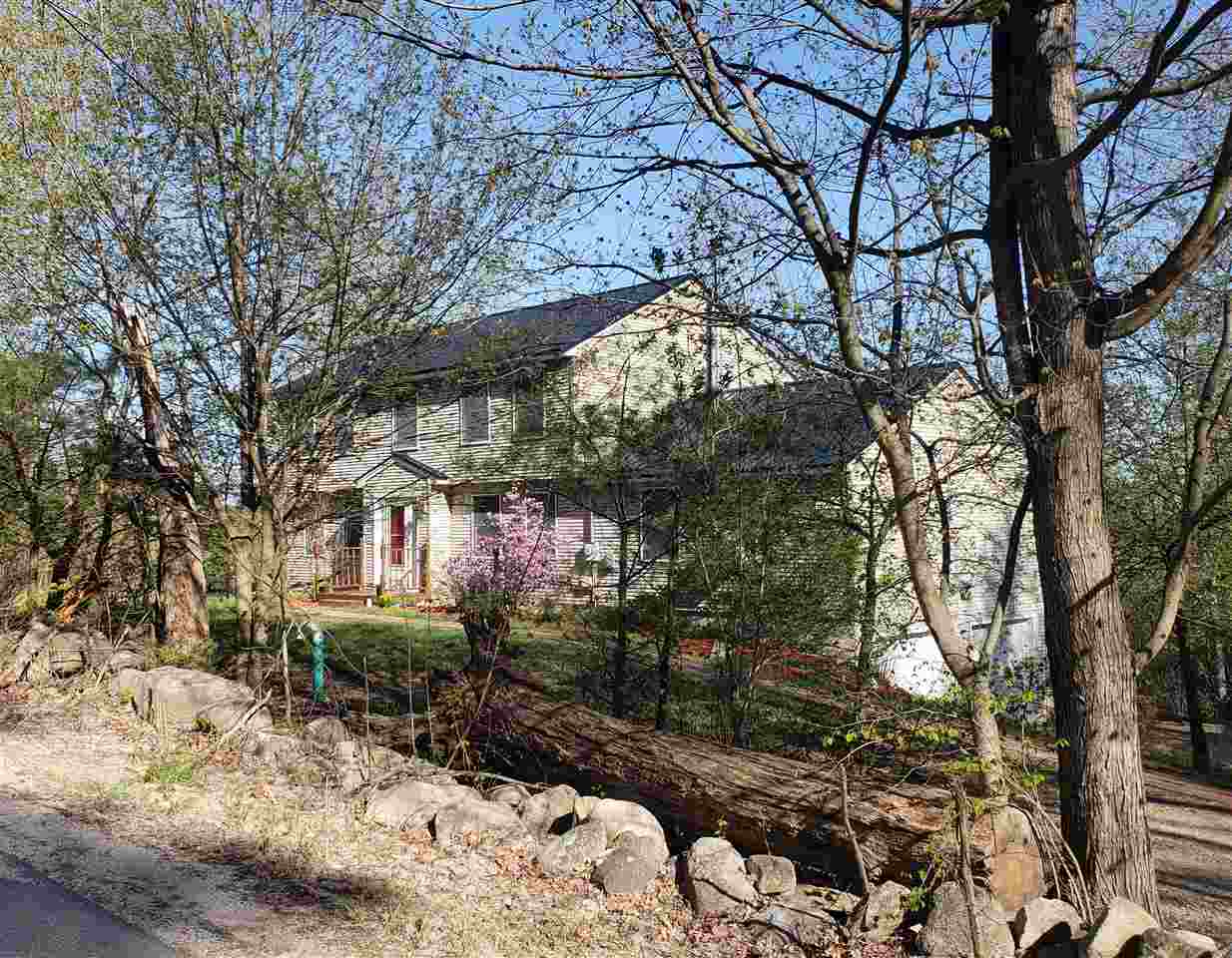 621 Stockbridge Corner Road Alton, NH 03809 - Photo 4 of 29