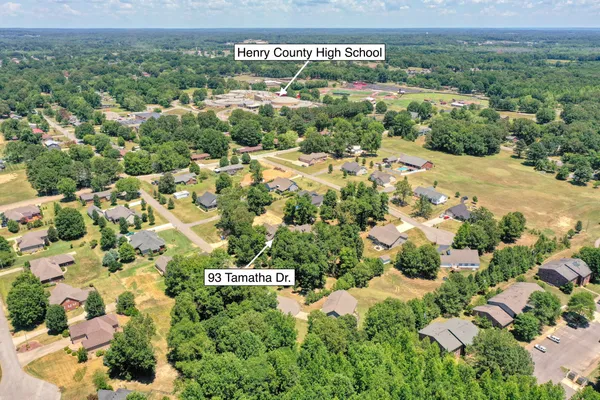 $794,000 | 93 Tamatha Drive, Paris, TN 38242