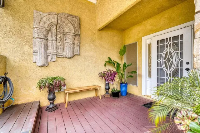 $2,499,000 | 2417 Calle Linares, Santa Barbara, CA 93109