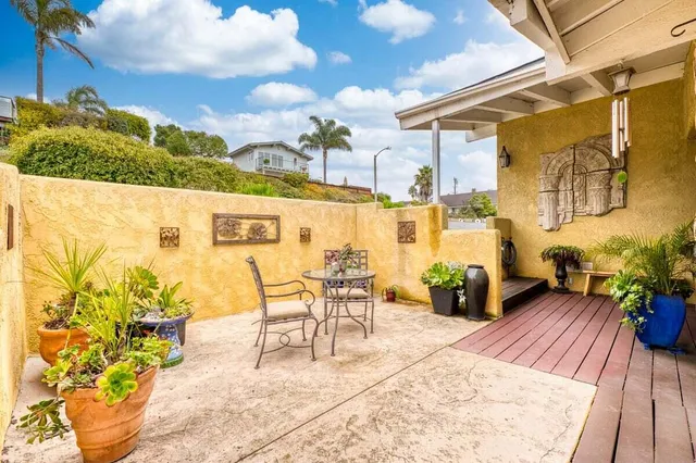 $2,499,000 | 2417 Calle Linares, Santa Barbara, CA 93109