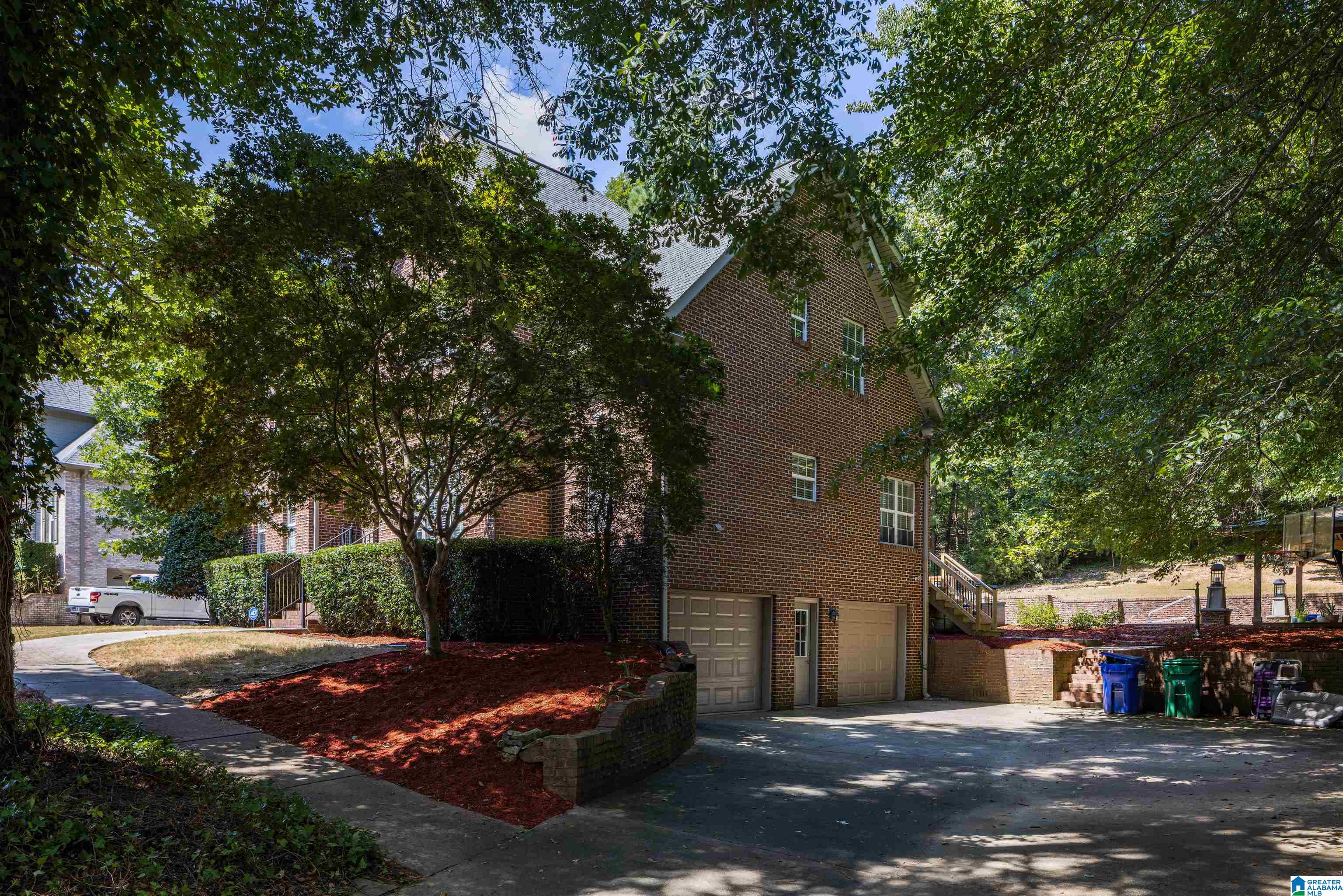 136 Hackberry Circle Chelsea, AL 35043 - Photo 3 of 49