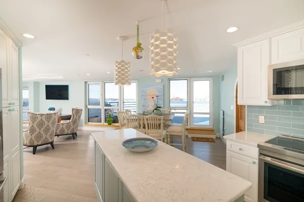 $1,949,900 | 1001 Marina Drive, Unit 708, Quincy, MA 02171
