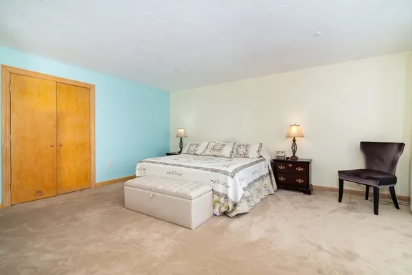 $1,949,900 | 1001 Marina Drive, Unit 708, Quincy, MA 02171