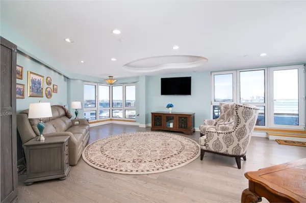 $1,949,900 | 1001 Marina Drive, Unit 708, Quincy, MA 02171