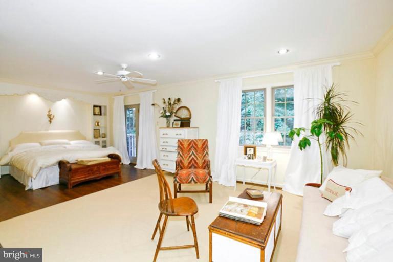 8010 Greentree Road Bethesda, MD 20817 - Photo 5 of 12 Master Bedroom