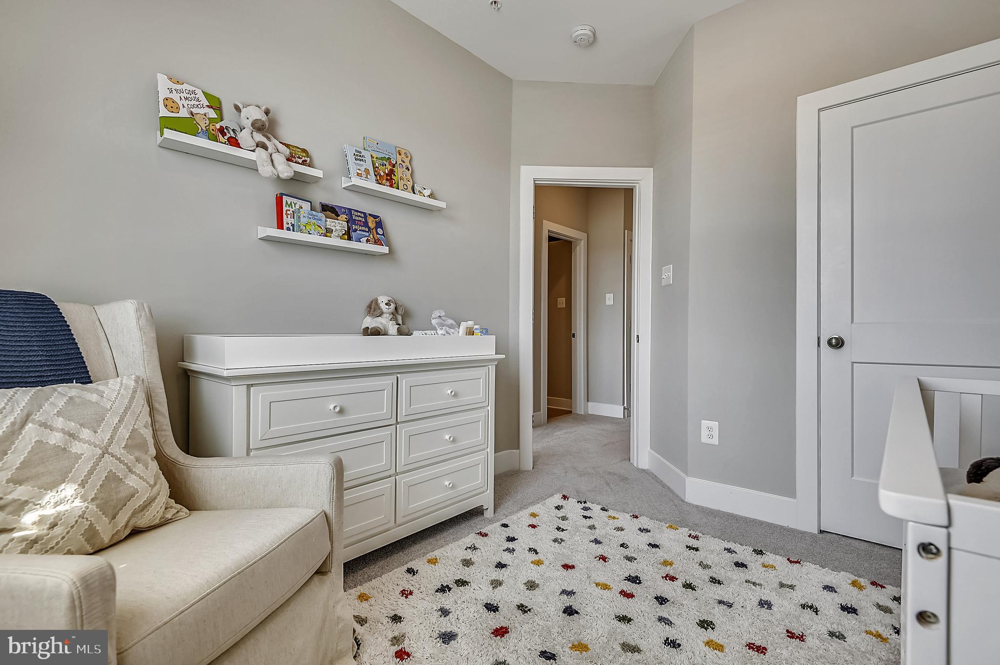 16605 Breezeway Alley Accokeek, MD 20607 - Photo 23 of 34 a bedroom with a bed and a lamp