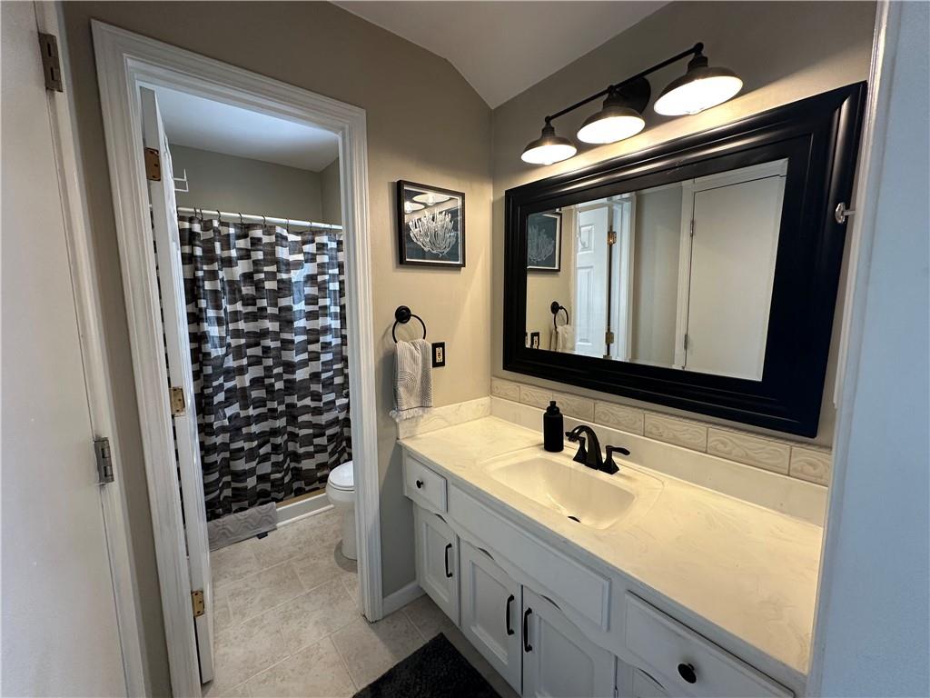 1616 Northeast Ridgeview Drive Lee's Summit, MO 64086 - Photo 13 of 28