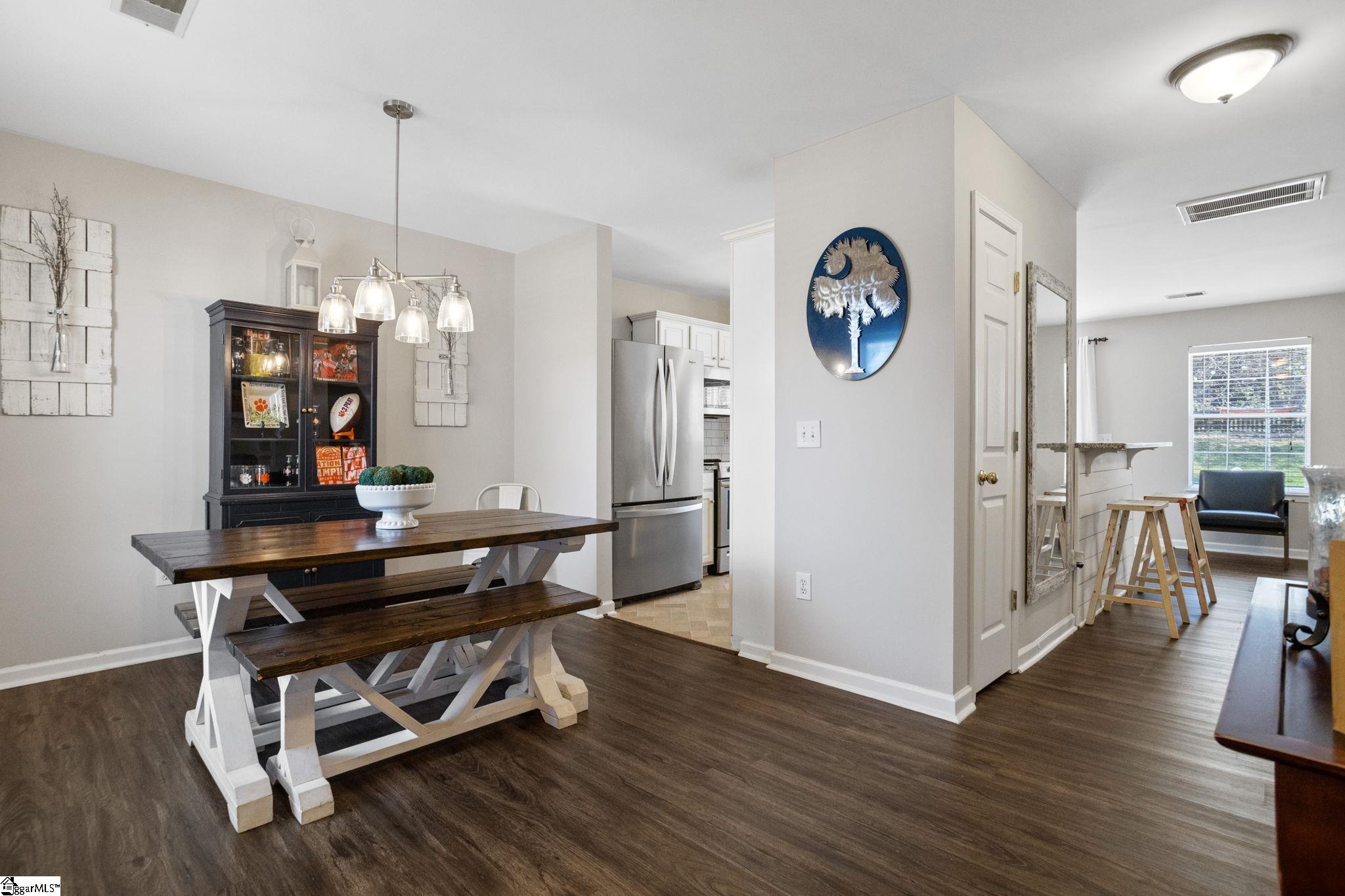 20 Renforth Road Simpsonville, SC 29681 - Photo 3 of 26