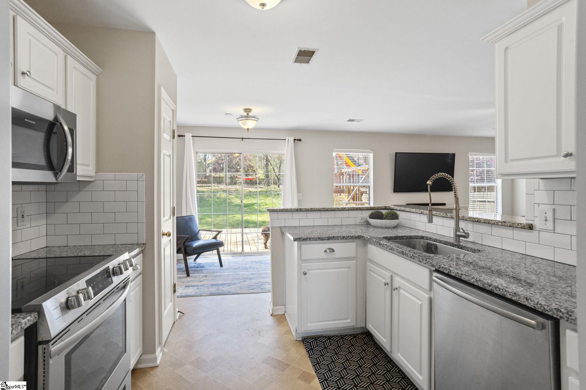 20 Renforth Road Simpsonville, SC 29681 - Photo 10 of 26