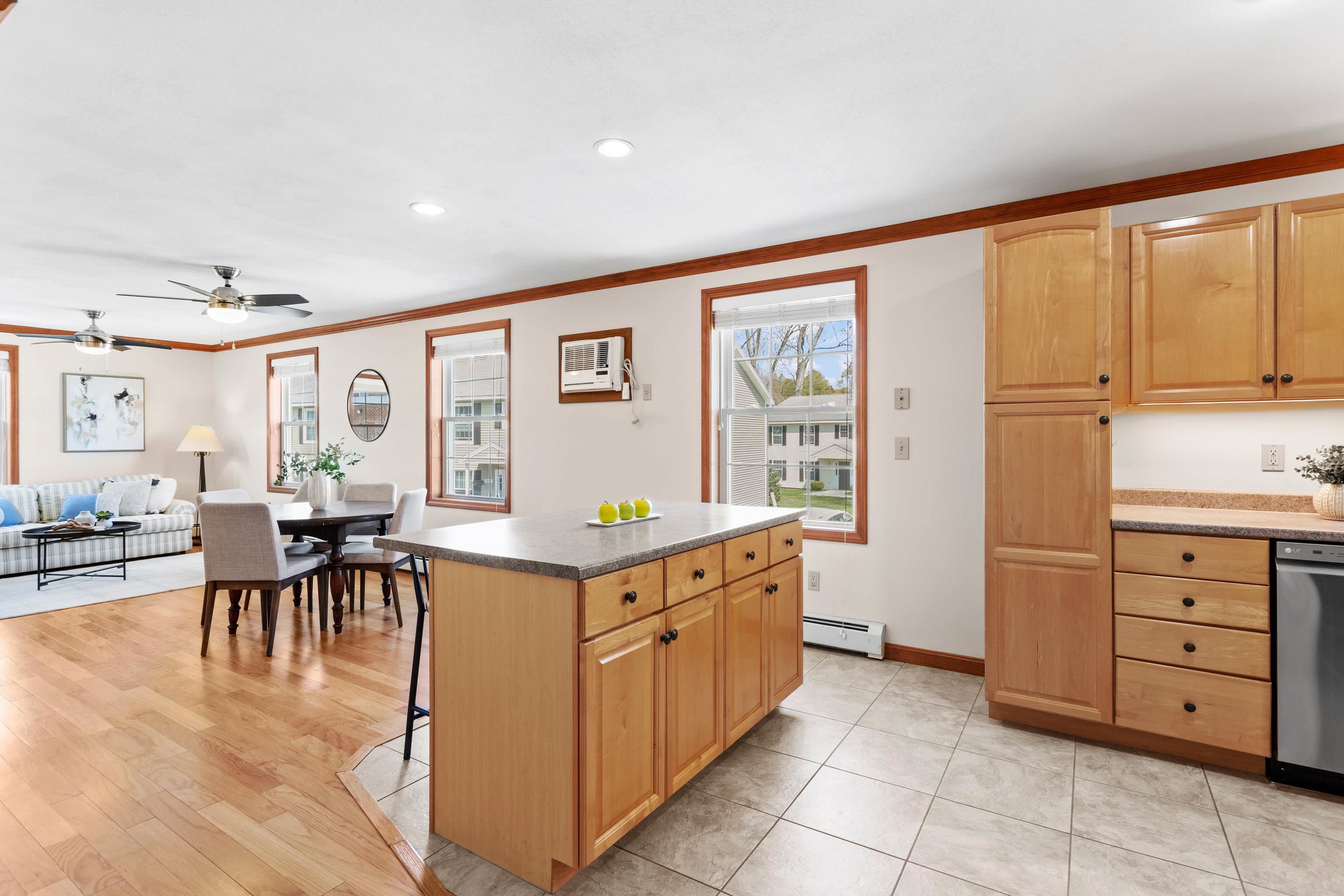 85 Winnacunnet Road, Unit 2 Hampton, NH 03842 - Photo 3 of 33