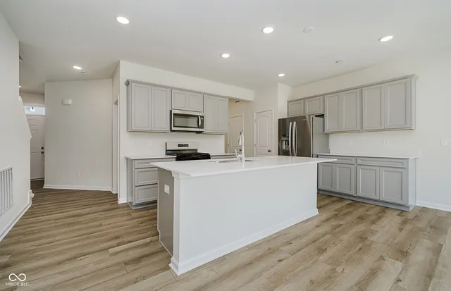 $320,000 | 644 Garrow Drive, Westfield, IN 46074