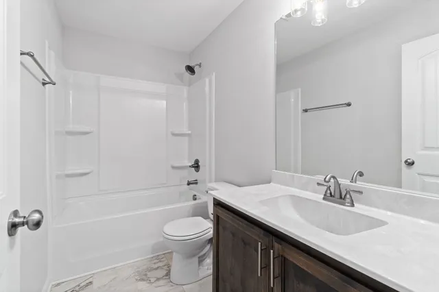 $1,900 | 1579 Variance Drive, Clarksville, TN 37042