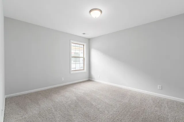 $1,900 | 1579 Variance Drive, Clarksville, TN 37042