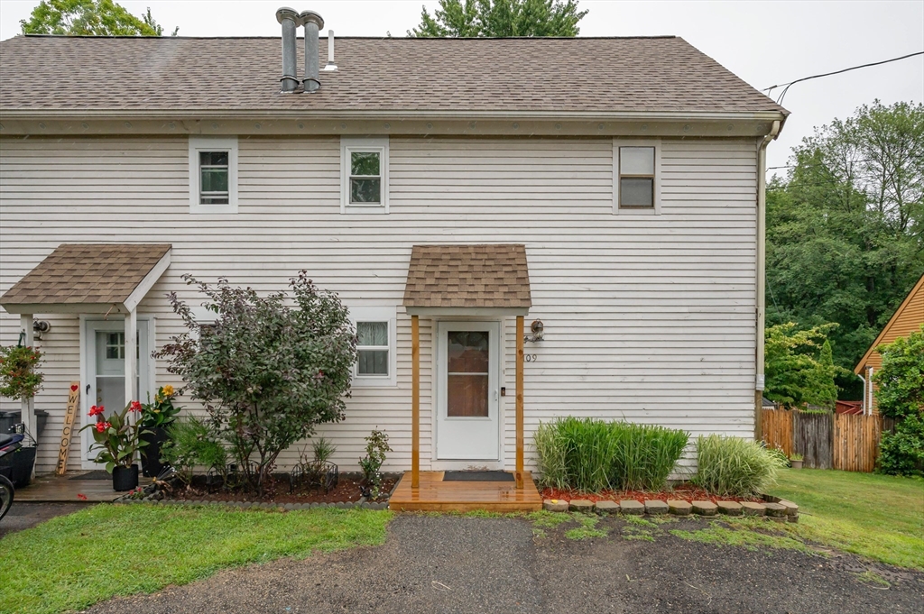 109 Pilgrim Road, Unit 109 Haverhill, MA 01832 - Photo 1 of 40