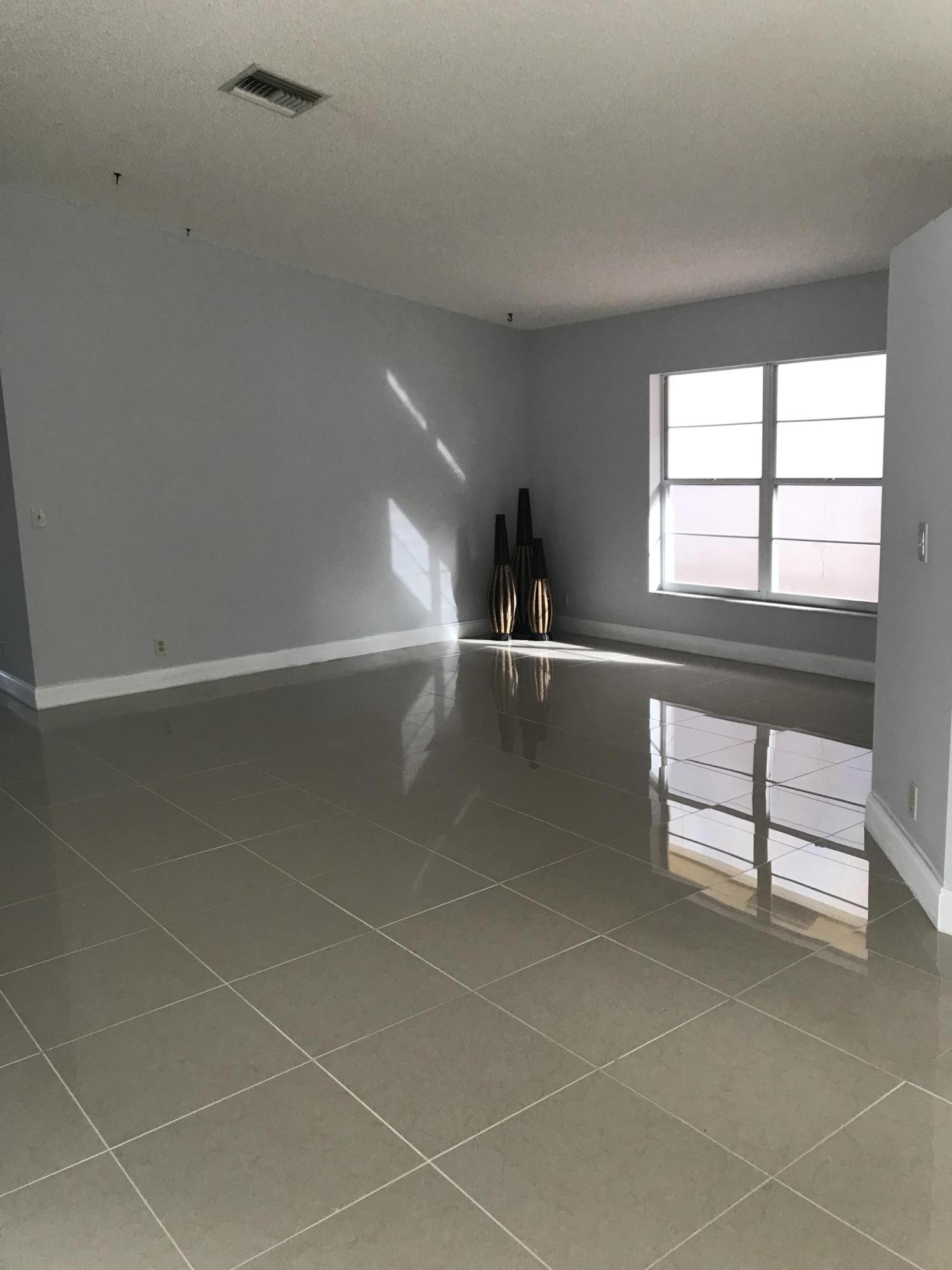 10303 Boca Springs Drive Boca Raton, FL 33428 - Photo 5 of 28 IMG_5330