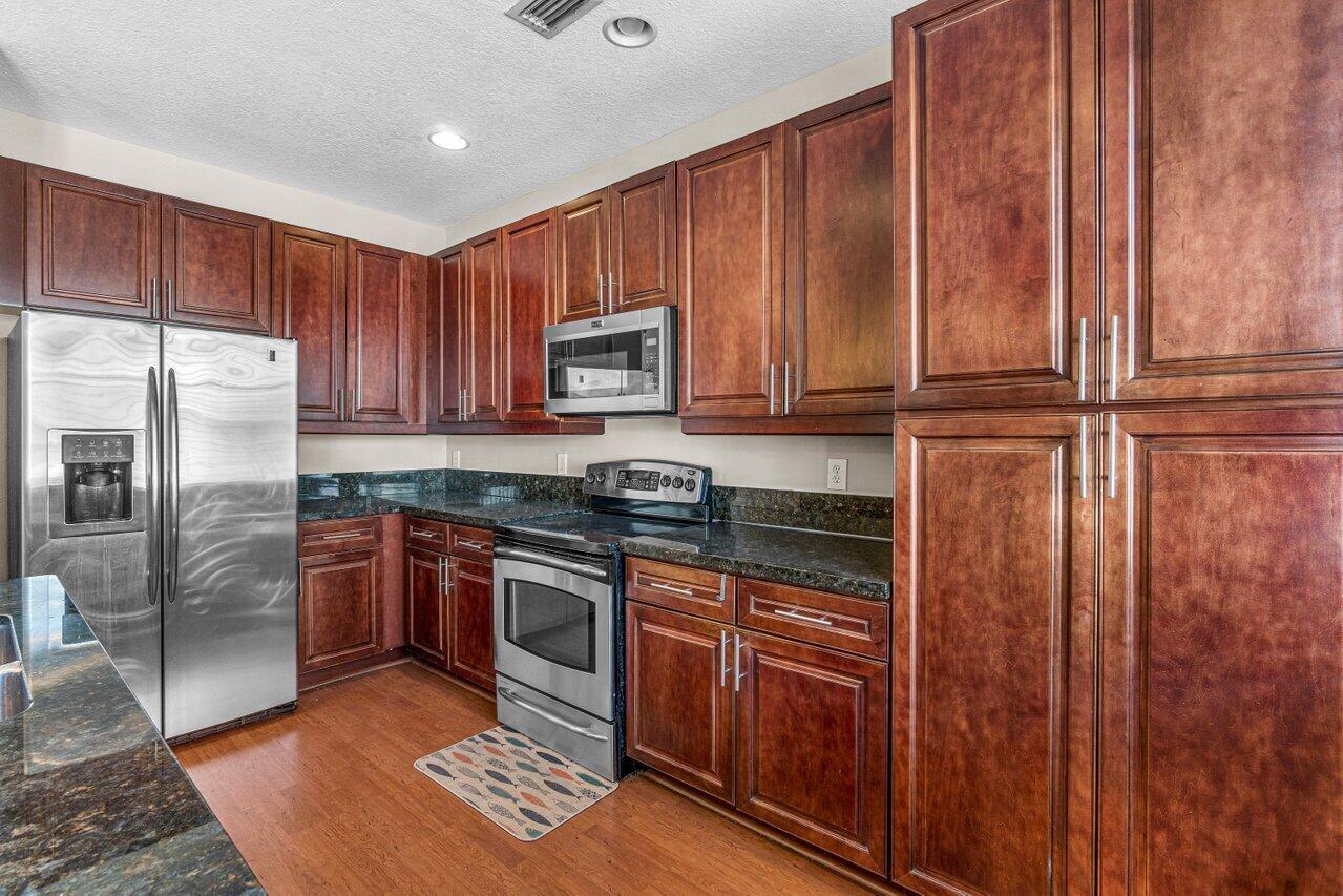 606 Northwest 38th Circle Boca Raton, FL 33431 - Photo 8 of 24 009-606Northwest38thCircle-BocaRaton-FL-