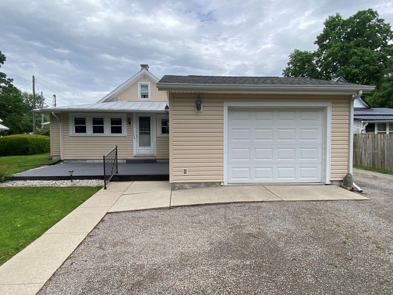 829 Runkle Street West Liberty, OH 43357 - Photo 2 of 20