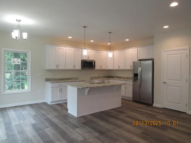 $407,500 | 5594 Old Grv Lane, Salem, VA 24153