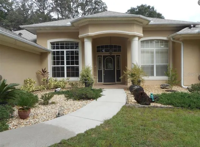 $684,600 | 41030 Oak Grove Road, Weirsdale, FL 32195
