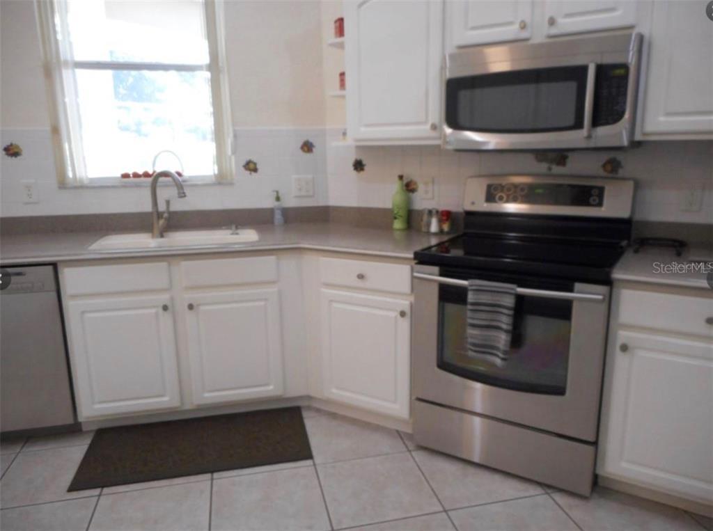 41030 Oak Grove Road Weirsdale, FL 32195 - Photo 52 of 57