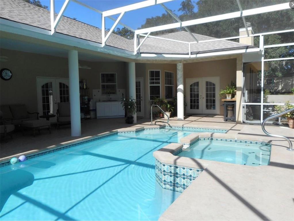 41030 Oak Grove Road Weirsdale, FL 32195 - Photo 8 of 57