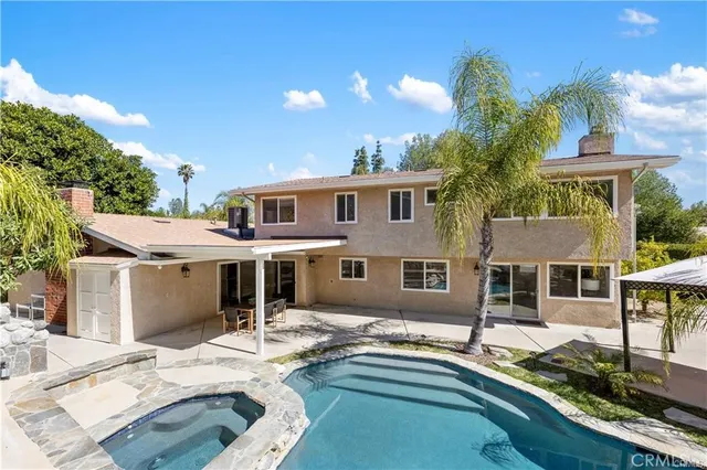 $7,900 | 5869 Eilat Place, Woodland Hills, CA 91367